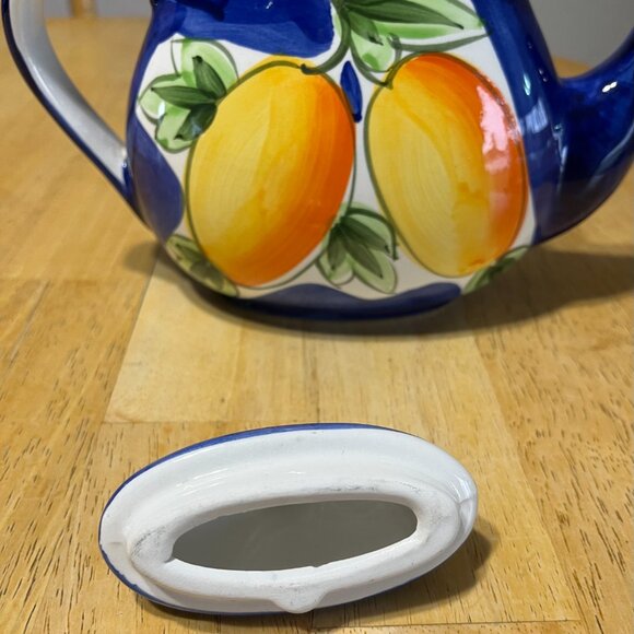 California Pantry Teapot with lid - Picture 6 of 9